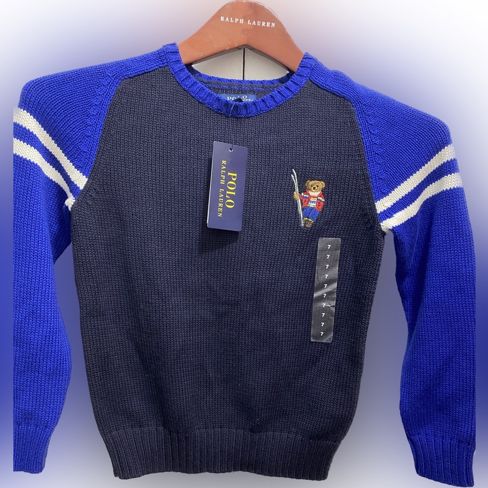 NWT…For SALE Boys Navy Ski 🐻 Sweater Sizes 4 🥳💙